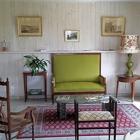 Nocleg ze śniadaniem La Tuilerie 3*